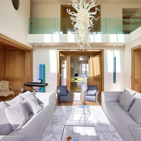 Superb Penthouse View With Terrace Appartamento
