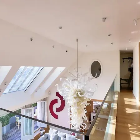 Superb Penthouse View With Terrace Appartamento